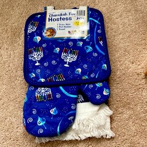 Hannukah kitchen set